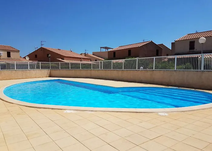 Pavillon T3 Avec Terrasse Sud, Piscine, Proche à - Fr-1-409-198